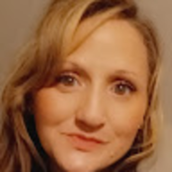 Meet your Posher, Kristy - Picture 1 of 1